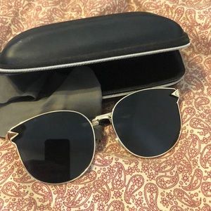 Metal rim sunglasses